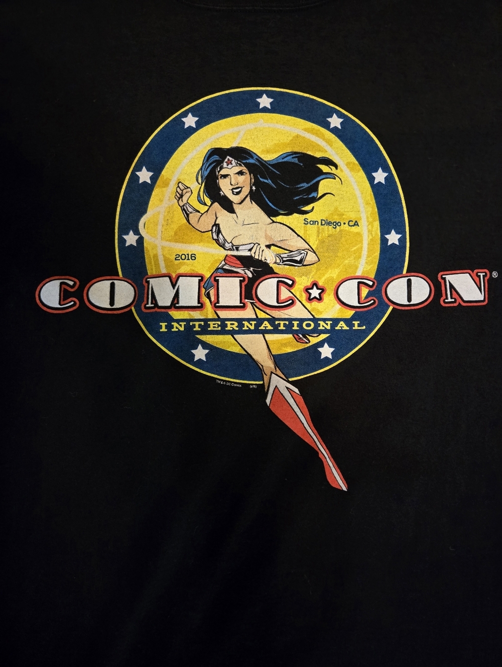 2016 Comic Con - WONDER WOMAN SDCC 75TH ANNIVERSARY Graphic Tee - Size XL